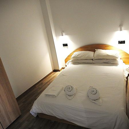 Modern Penthouse Thessaloniki Appartement Buitenkant foto