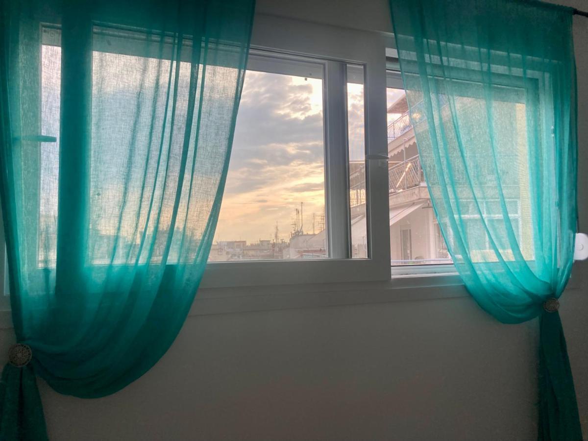 Modern Penthouse Thessaloniki Appartement Buitenkant foto